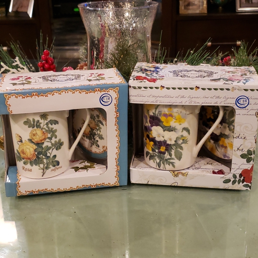 KENT POTTER TEA CUPS